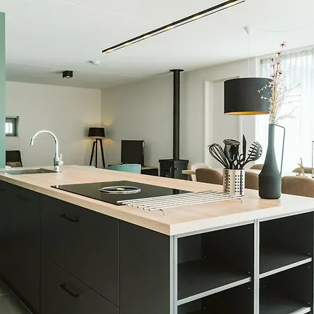 Holiday home 10 Persoons Luxe Ouddorp