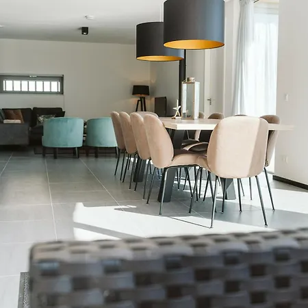 Holiday home 10 Persoons Luxe Ouddorp